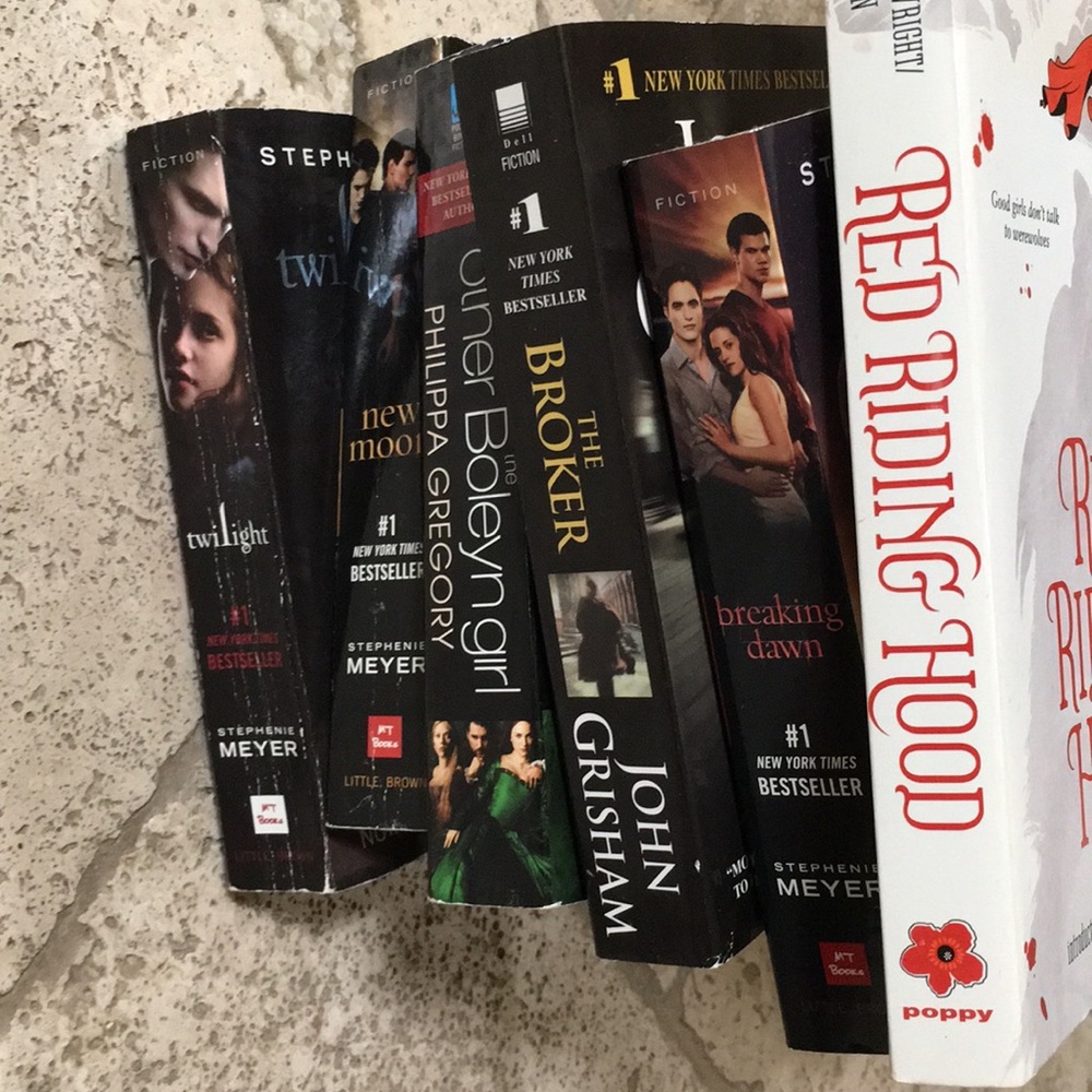 Bundle books - Picture 2 of 2